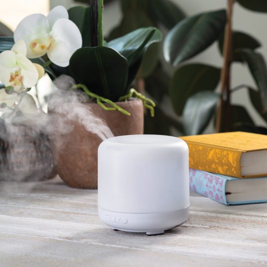 Essential Oil Diffuser | White Diffuser | Clean Slate Botanicals
